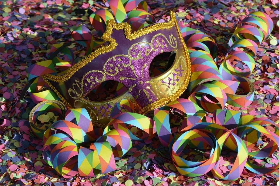 mask-1155808_1280