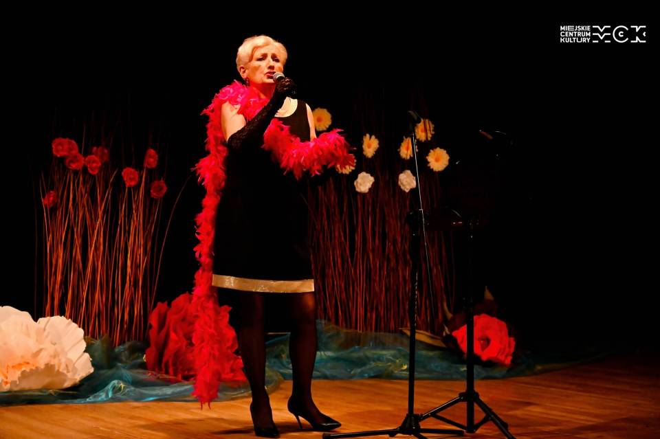 520096b7428aafbee372d26178c78e27Kobieta_niejedno_ma_imie_Eatawela_Wokalni_2i_kabaret_Meja_10.03.2023_229