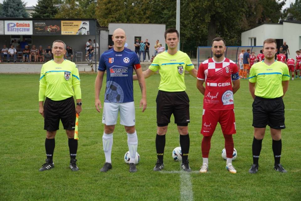 Derbowy mecz w Klasie Okręgowej. Bzura Ozorków lepsza od Orła Parzęczew