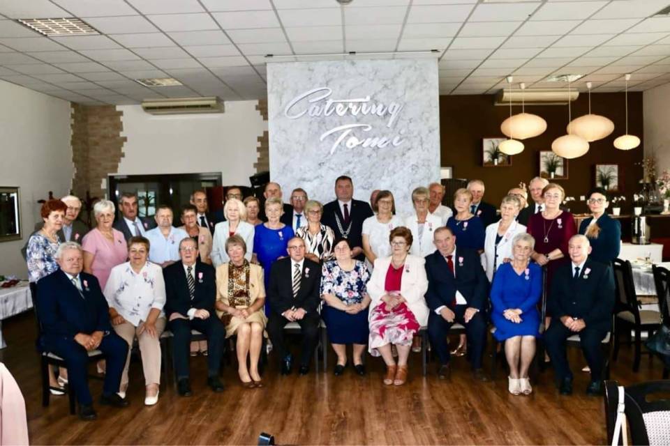 Pary na medal! 23 małżeństwa z gminy Działoszyn swiętowały Złote Gody [Foto]