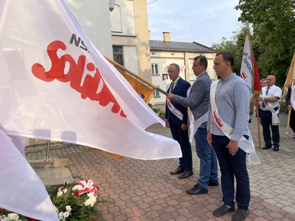 Dzień Solidarności i Wolności. Obchody 44. rocznicy podpisania Porozumień Sierpniowych w Bełchatowie [Foto]