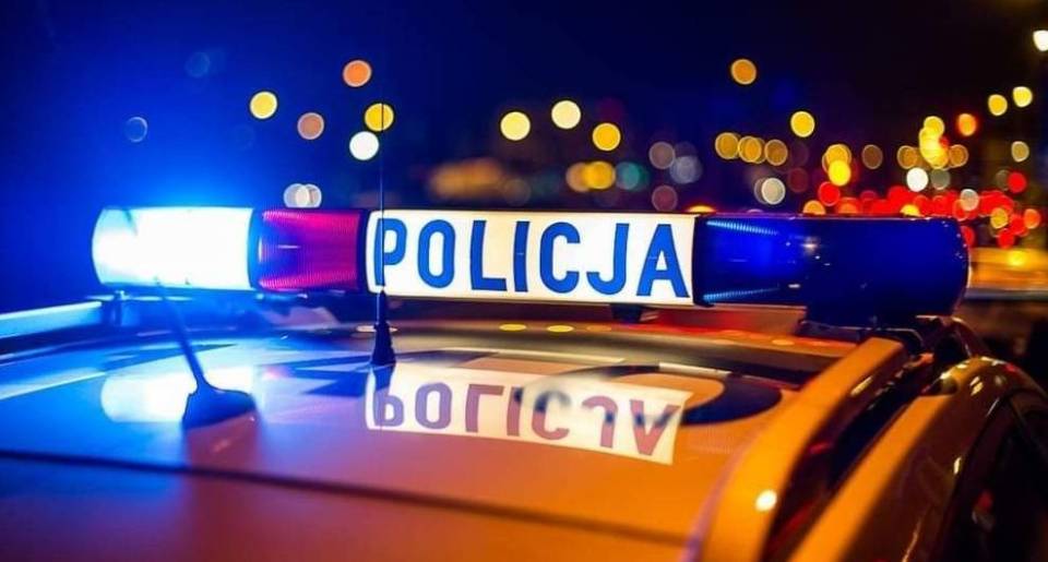 Potrącił policjanta i rzucił się do ucieczki. Dzień później odnaleziono ciało 23 -letniego kierowcy BMW. Co się stało w gminie Szczerców?